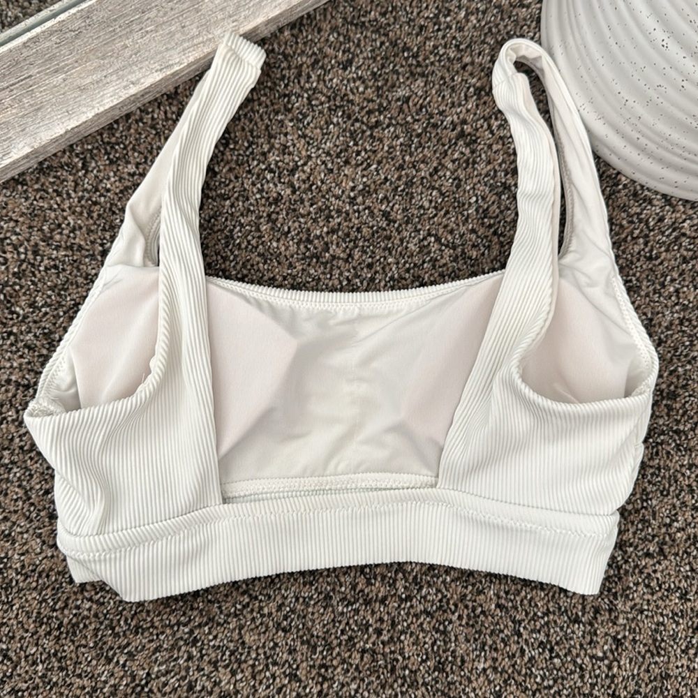 Aeire bikini top - Picture 2 of 2